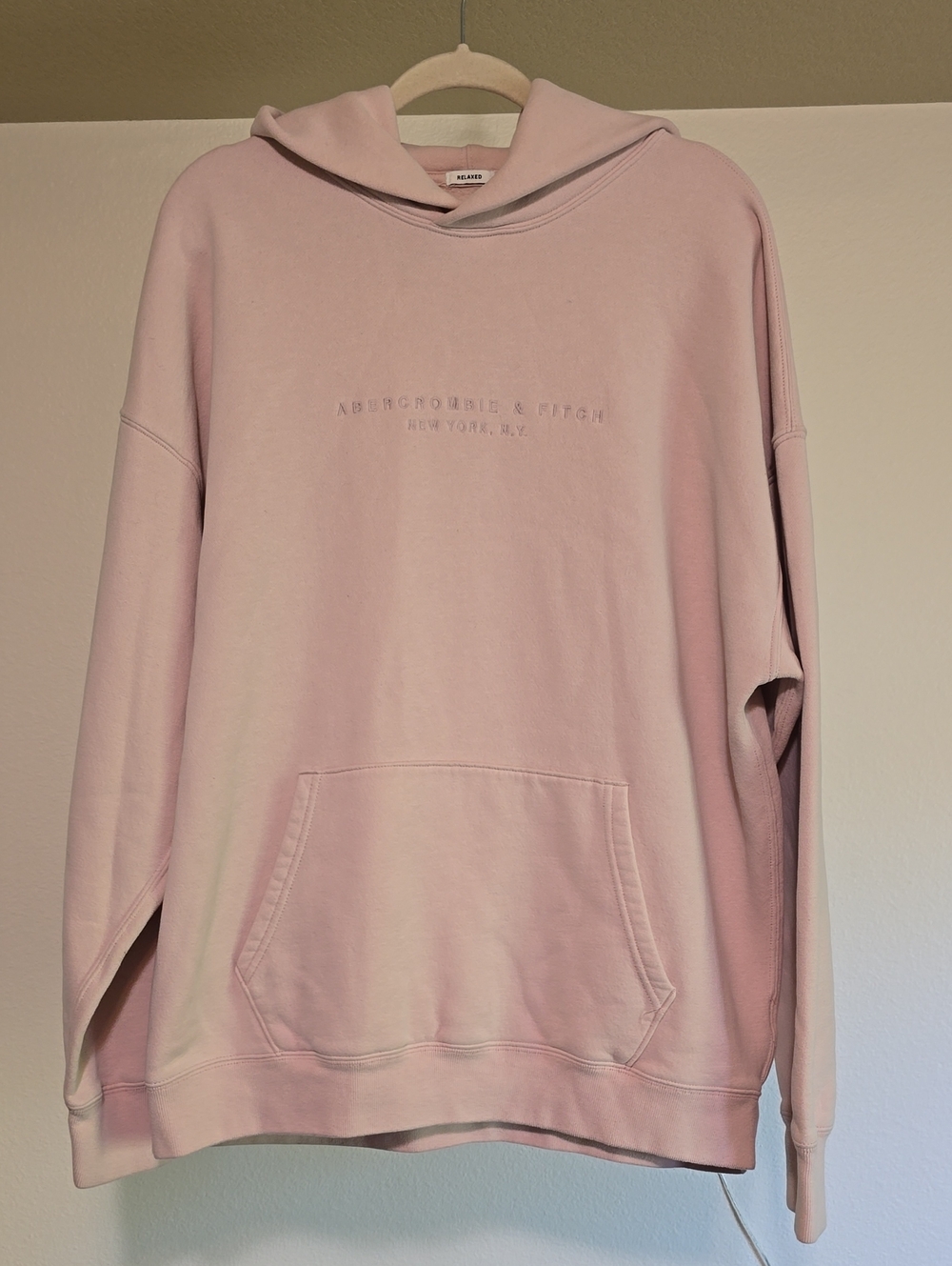 Abercrombie & Fitch Men's Light Pink Crewneck Hoodie
